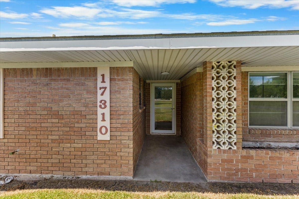 17310 Wellborne Road, Pearland, TX 77584 17310 Wellborne Road, Pearland, TX 77584