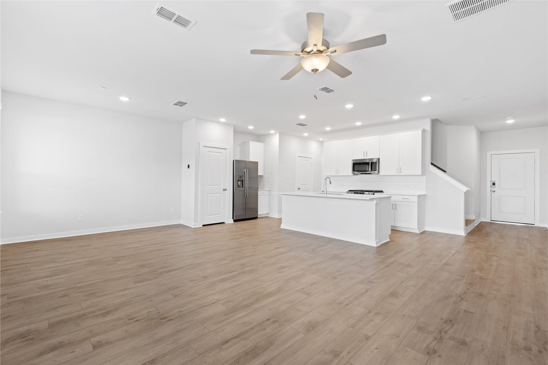 2916 Newloch Lane, Pearland, TX 77584 2916 Newloch Lane, Pearland, TX 77584