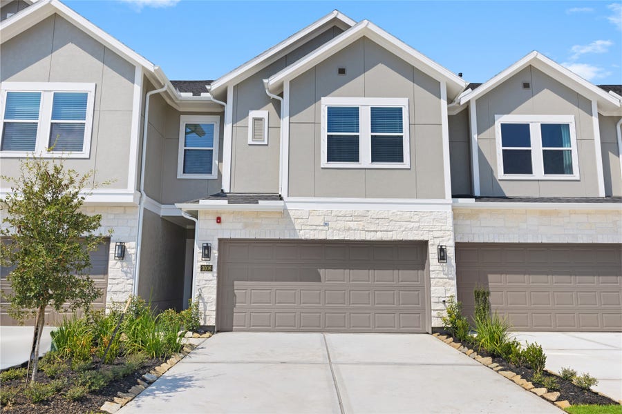 Property photo for 2916 Newloch Lane, Pearland, TX