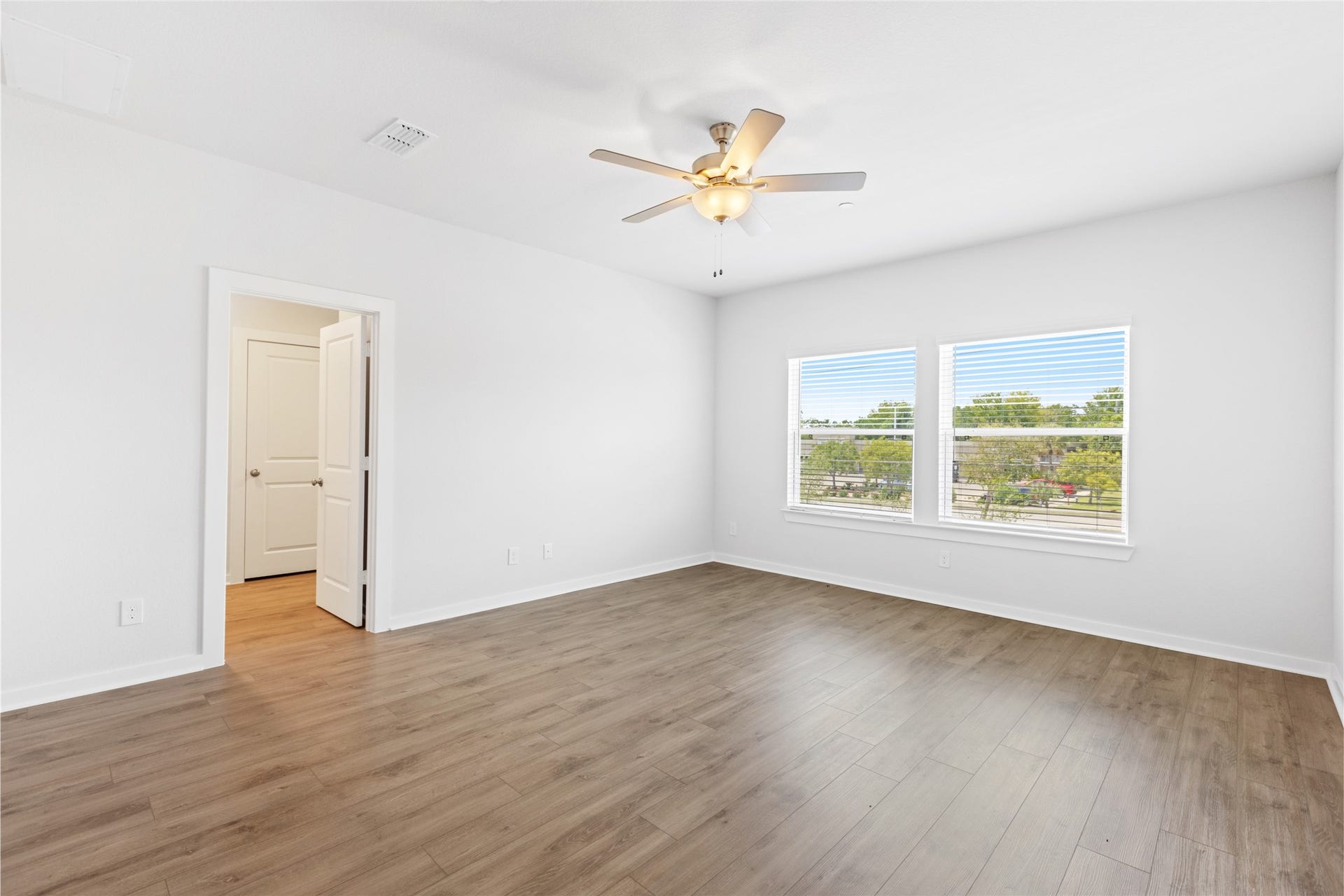 2916 Newloch Lane, Pearland, TX 77584 2916 Newloch Lane, Pearland, TX 77584