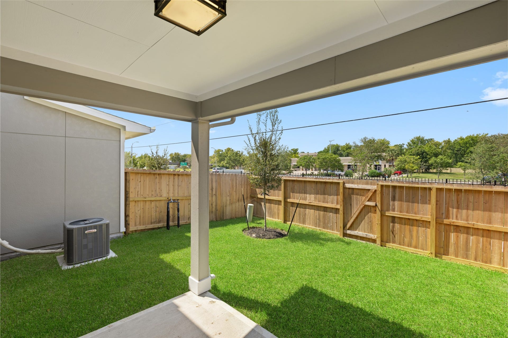 2916 Newloch Lane, Pearland, TX 77584 2916 Newloch Lane, Pearland, TX 77584