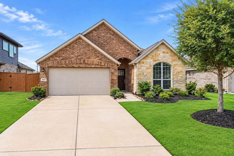 Property photo for 8651 Flamingo Bay Lane, Cypress, TX