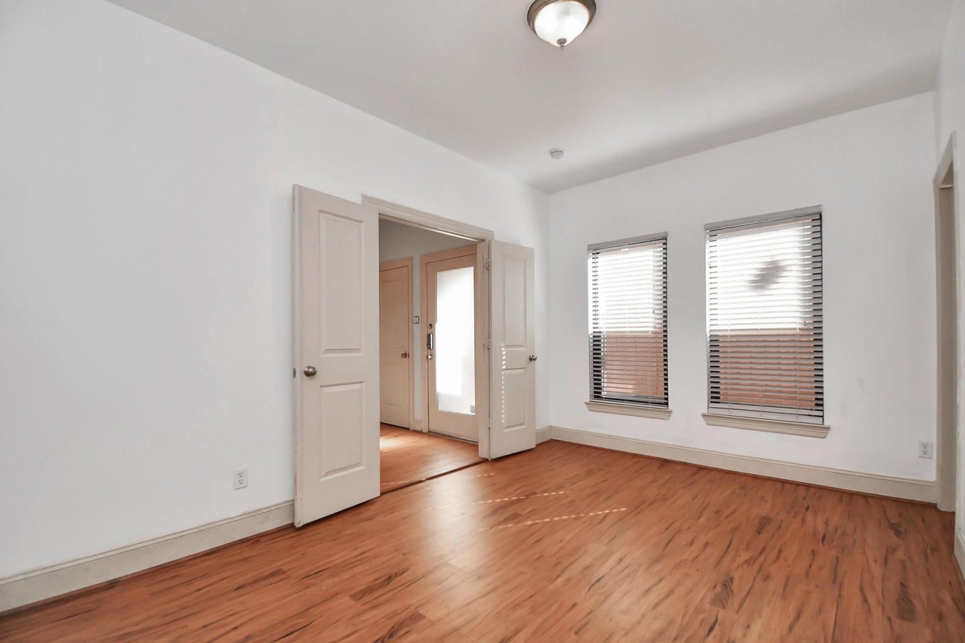 1908 Winter Street, Houston, TX 77007 1908 Winter Street, Houston, TX 77007