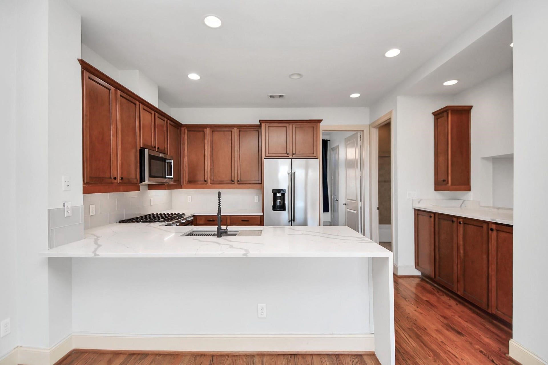 1908 Winter Street, Houston, TX 77007 1908 Winter Street, Houston, TX 77007