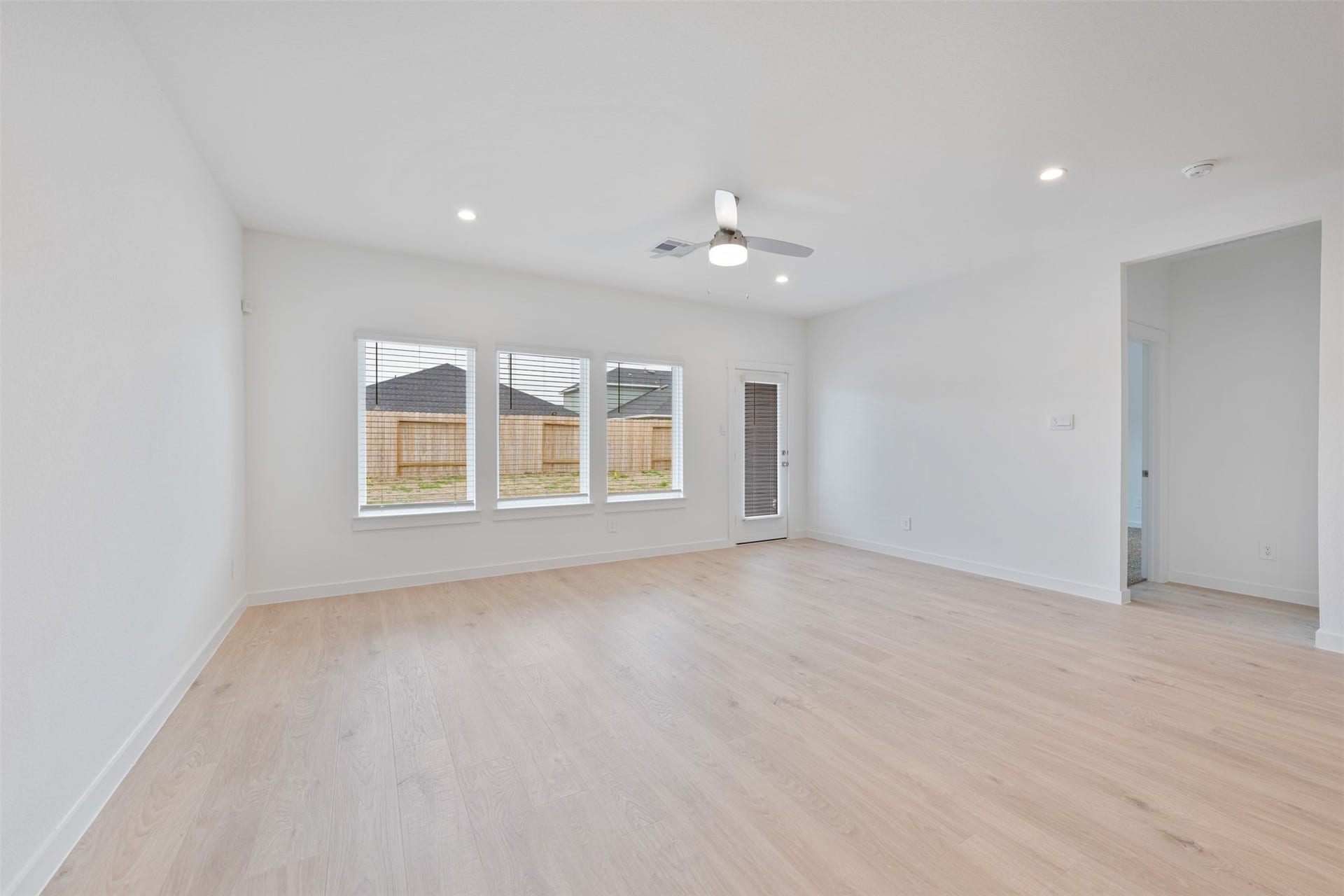 3123 Langley Bend Lane, Brookshire, TX 77423