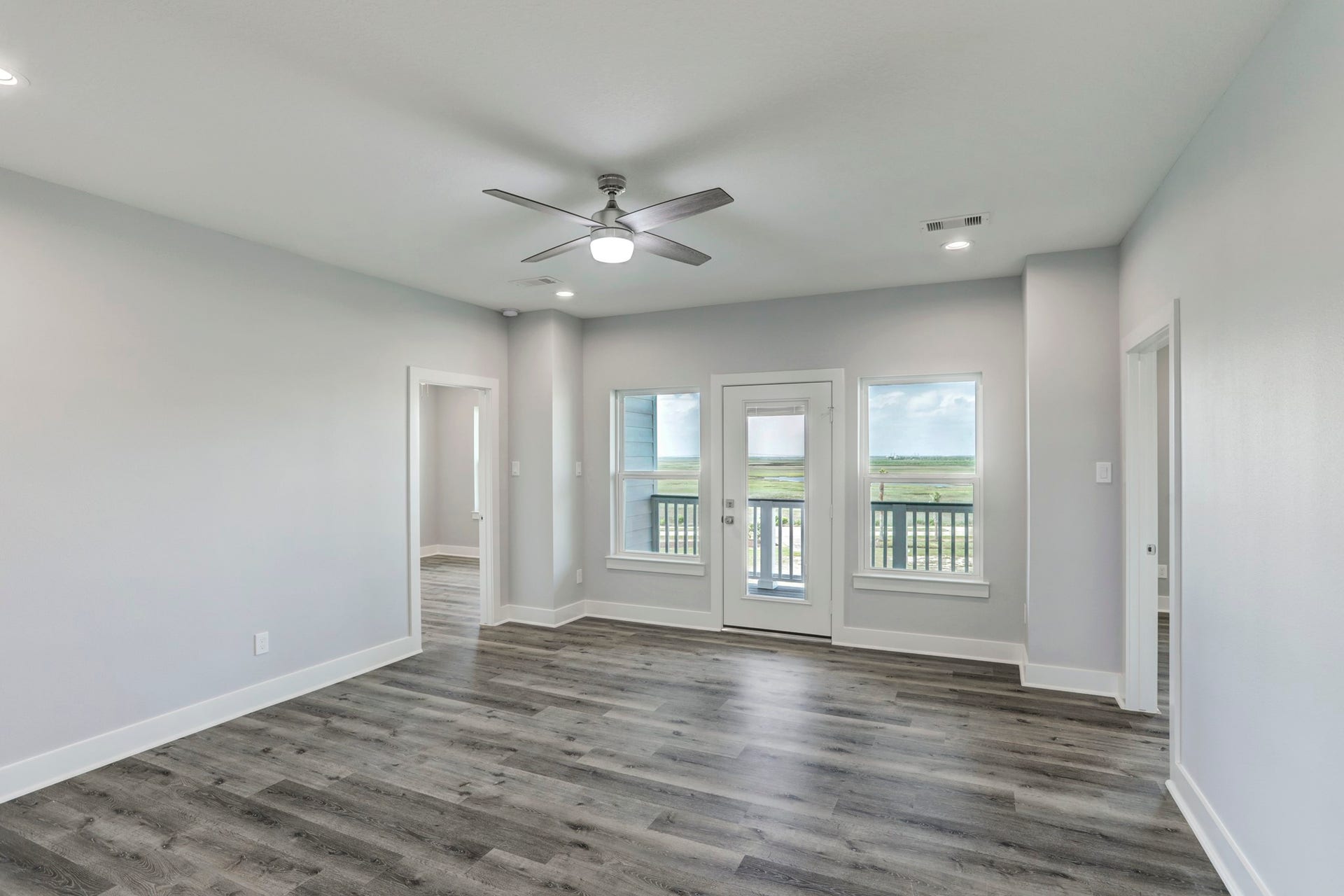 20 Largo, Hitchcock, TX 77563 20 Largo, Hitchcock, TX 77563