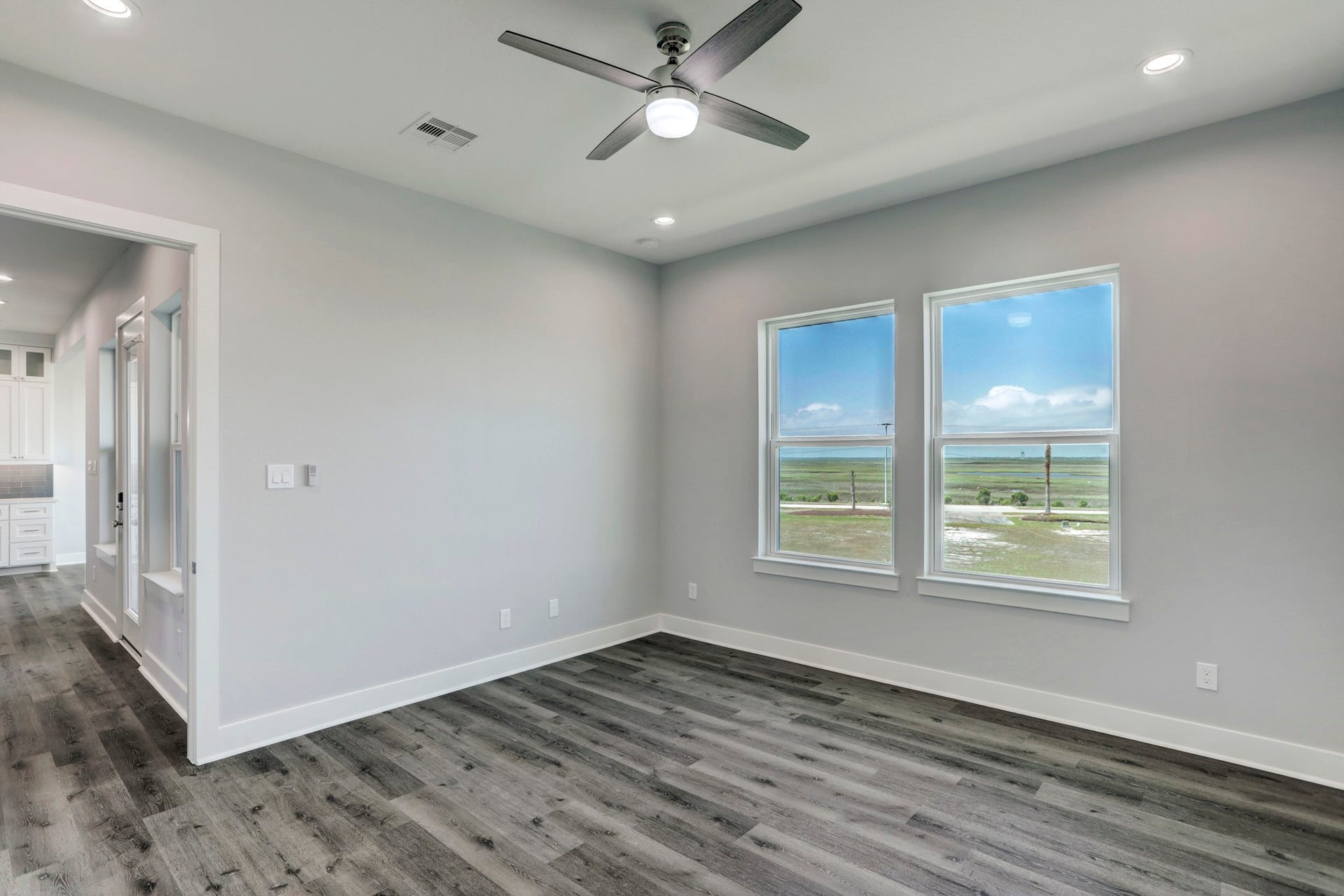 20 Largo, Hitchcock, TX 77563 20 Largo, Hitchcock, TX 77563