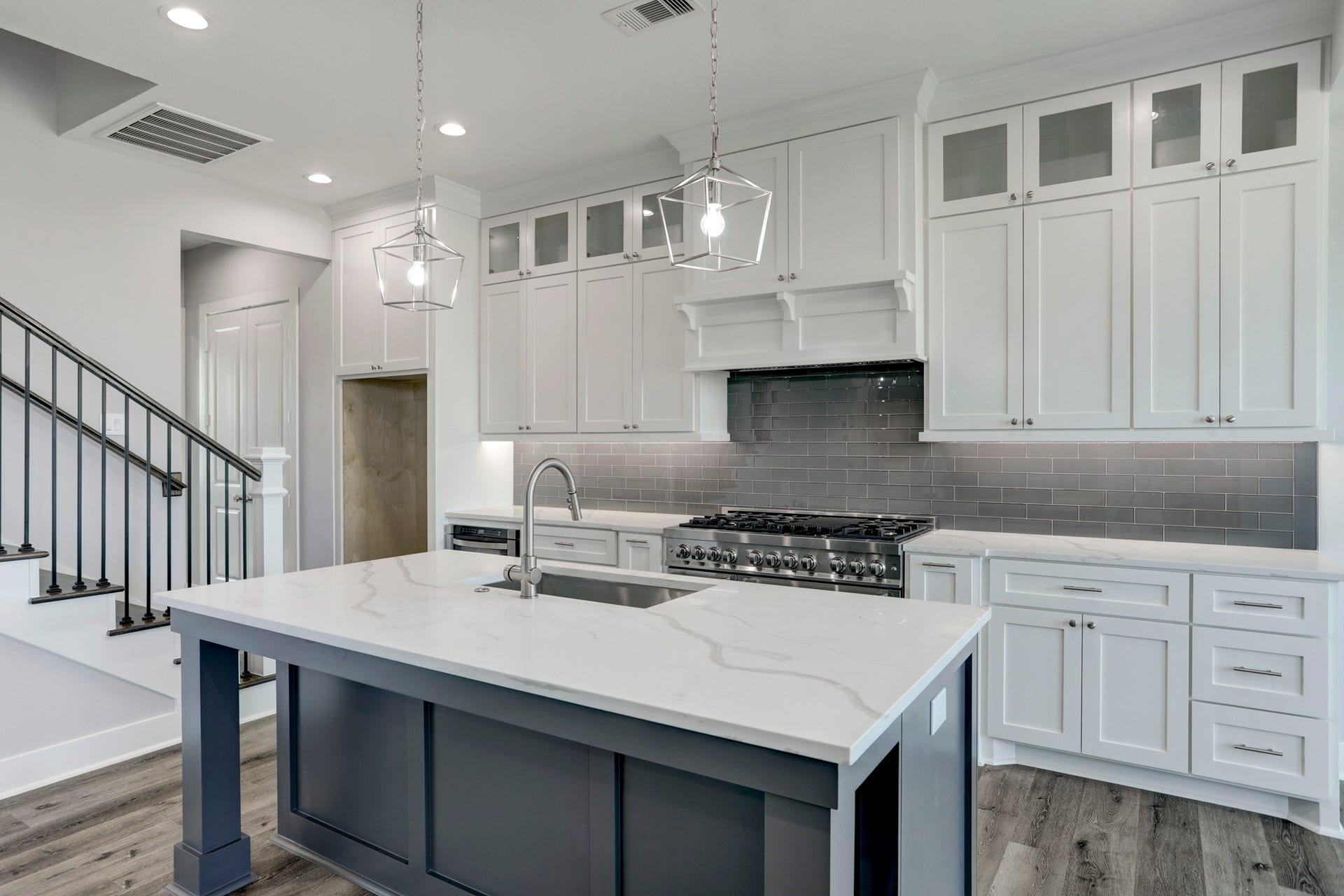 20 Largo, Hitchcock, TX 77563 20 Largo, Hitchcock, TX 77563