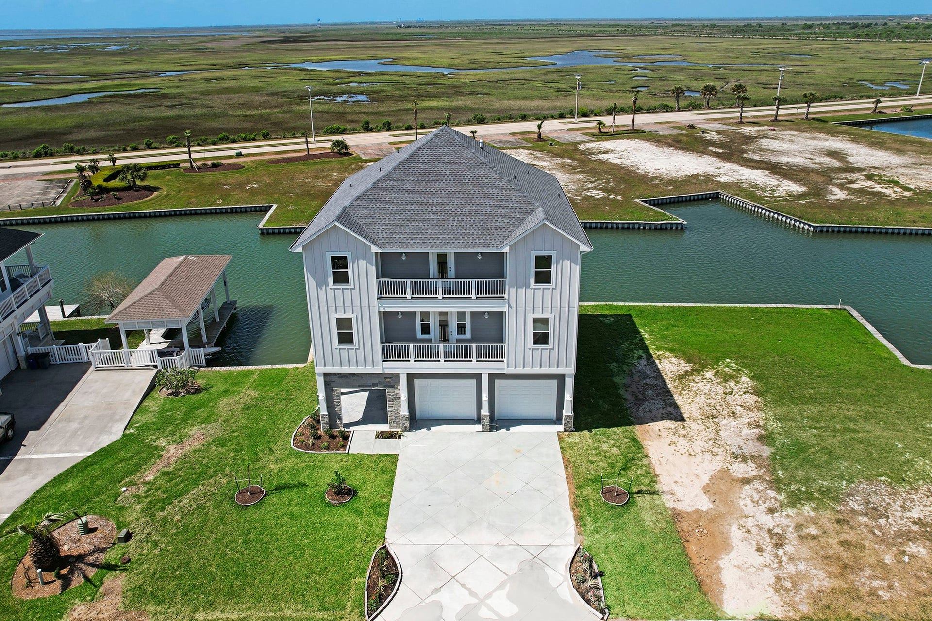 20 Largo, Hitchcock, TX 77563 20 Largo, Hitchcock, TX 77563