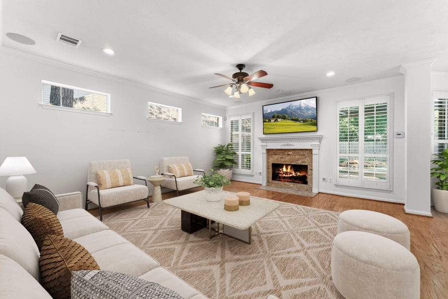 Property photo for 26 Shady Pond Place, The Woodlands, TX