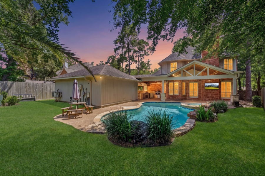 Property photo for 26 Shady Pond Place, The Woodlands, TX