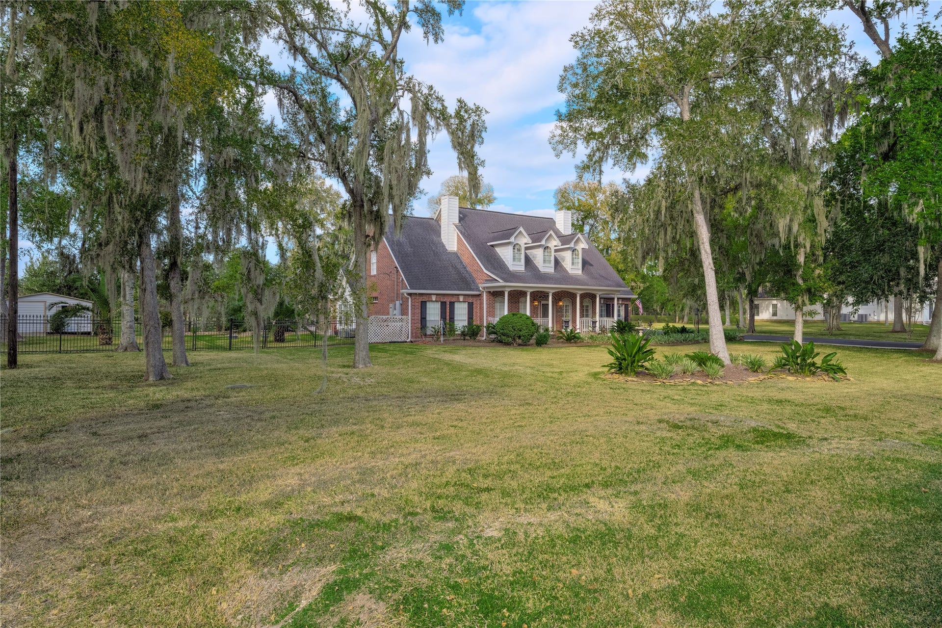 15900 Oleta Lane, Sugar Land, TX 77498 15900 Oleta Lane, Sugar Land, TX 77498