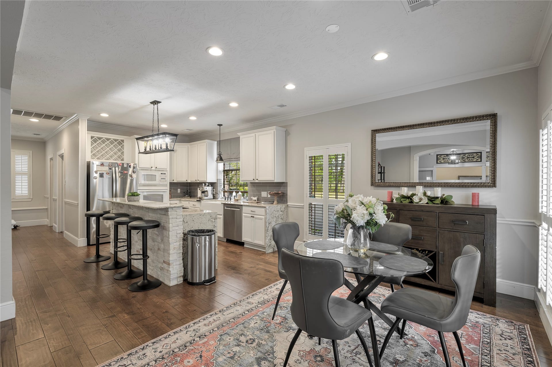 15900 Oleta Lane, Sugar Land, TX 77498 15900 Oleta Lane, Sugar Land, TX 77498