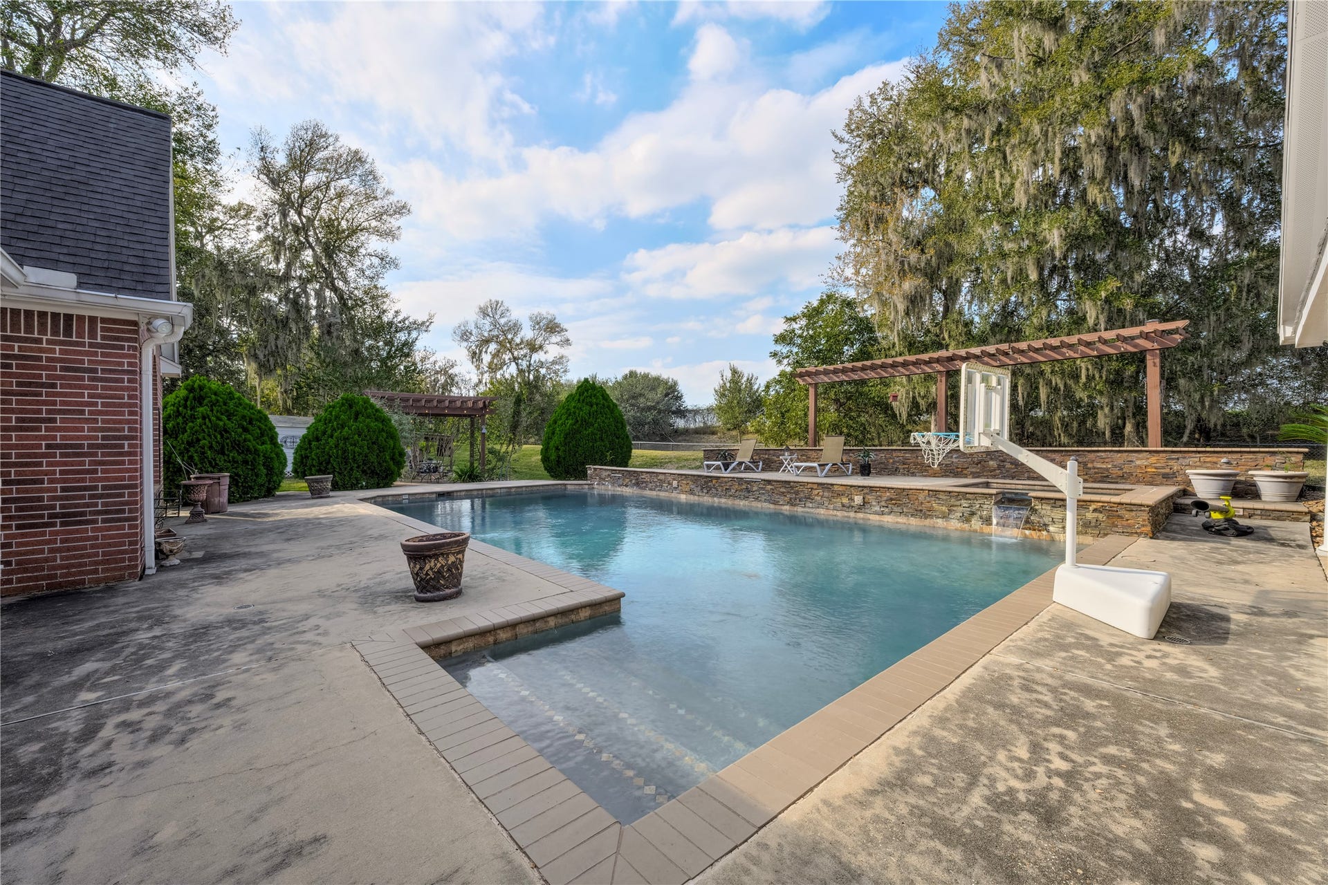 15900 Oleta Lane, Sugar Land, TX 77498 15900 Oleta Lane, Sugar Land, TX 77498