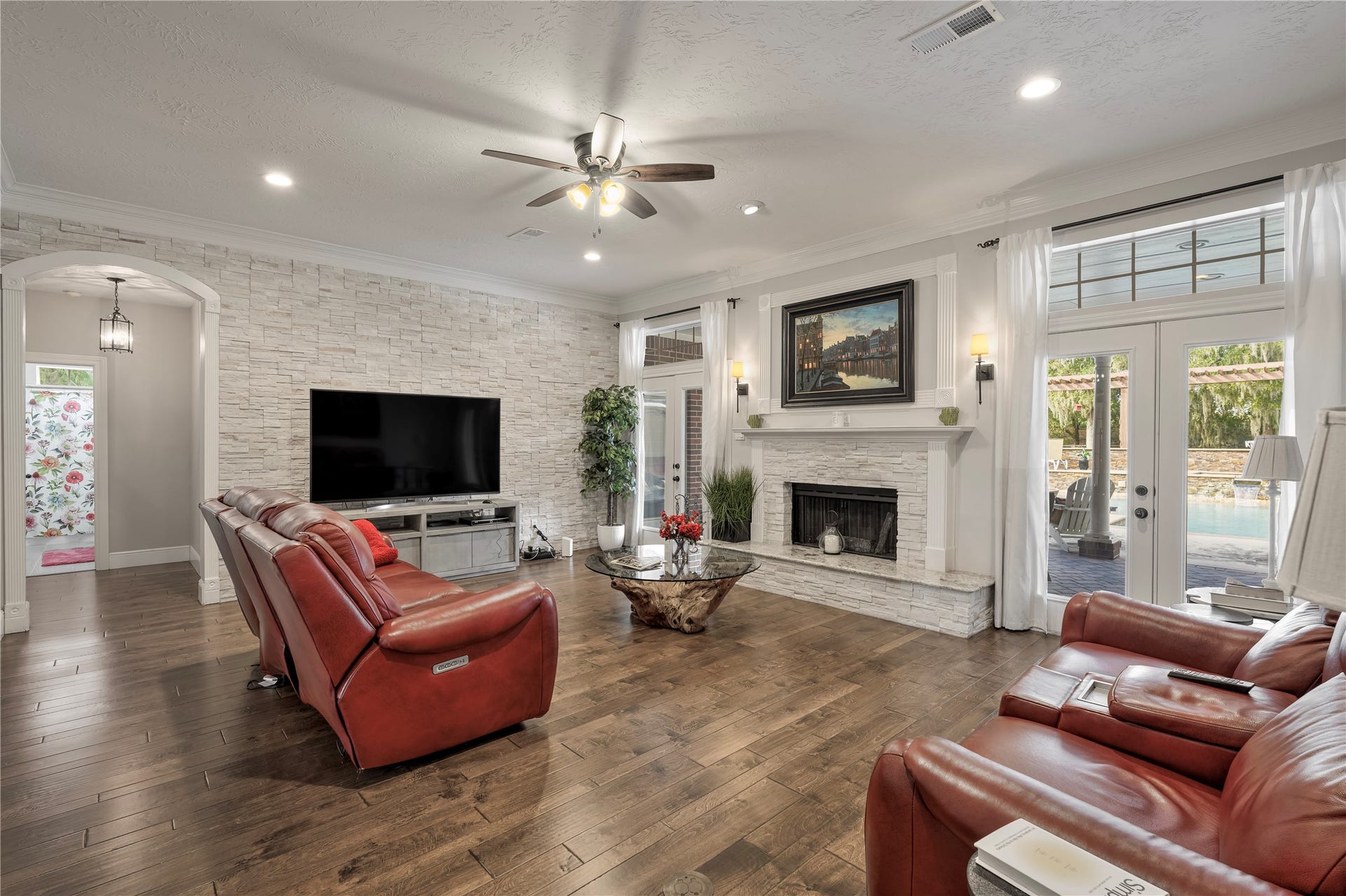 15900 Oleta Lane, Sugar Land, TX 77498 15900 Oleta Lane, Sugar Land, TX 77498