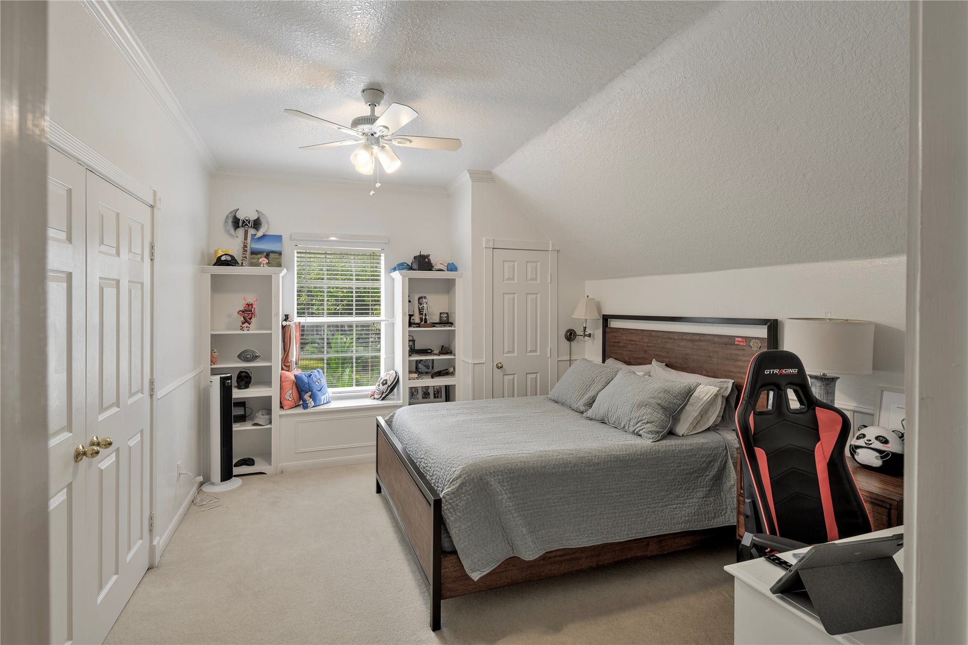 15900 Oleta Lane, Sugar Land, TX 77498 4th bedroom/ 2nd floor