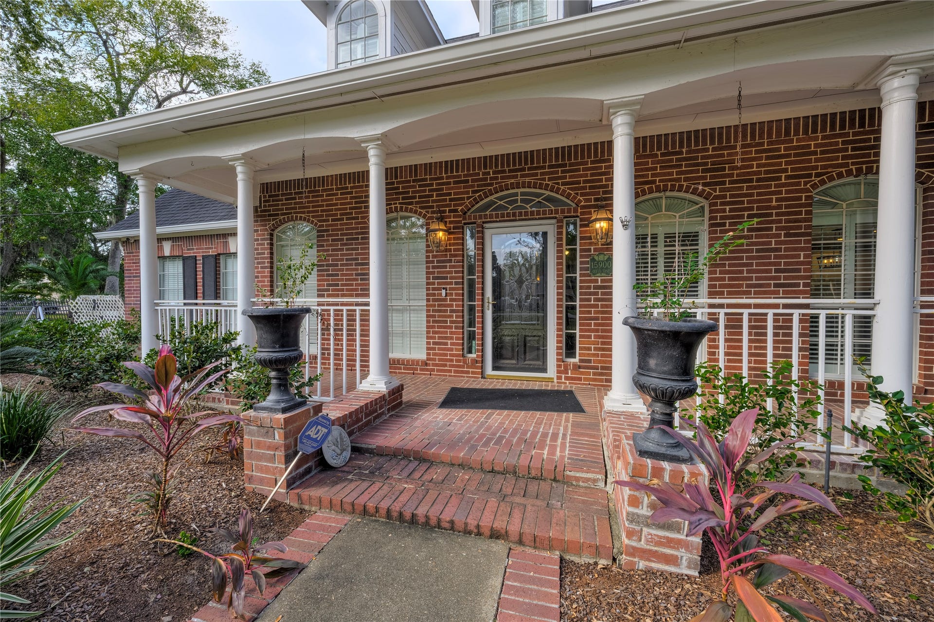 15900 Oleta Lane, Sugar Land, TX 77498 15900 Oleta Lane, Sugar Land, TX 77498