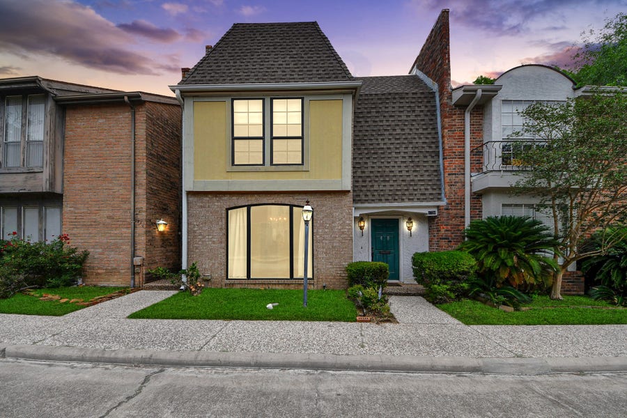 Property photo for 1734 S Gessner Road, Houston, TX