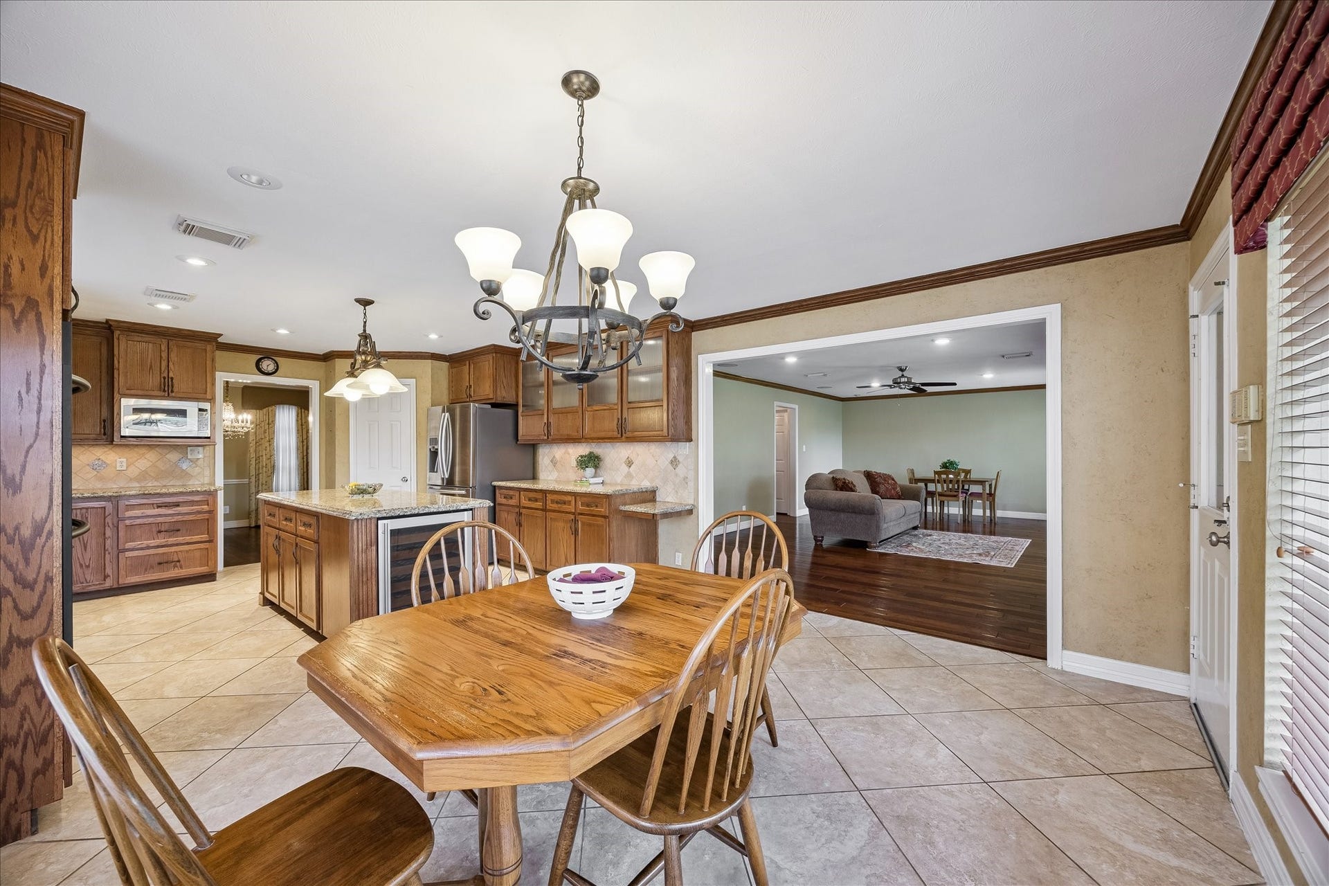 1306 Forest Hollow Drive, Missouri City, TX 77459 1306 Forest Hollow Drive, Missouri City, TX 77459