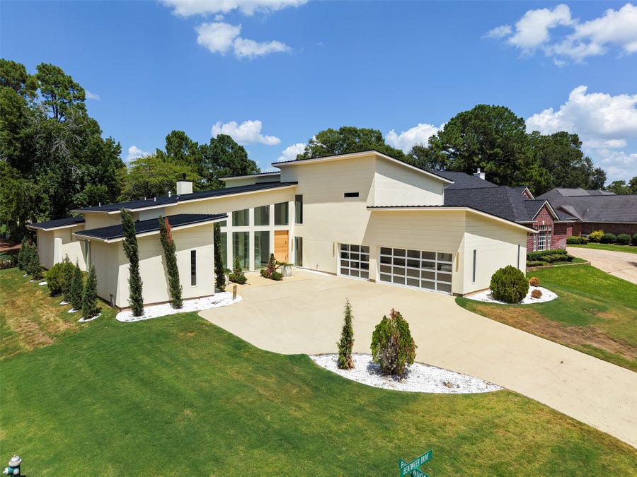 Property photo for 1167 Bentwater Drive, Montgomery, TX