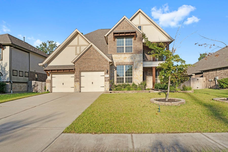 Property photo for 32052 Autumn Orchard Lane, Conroe, TX