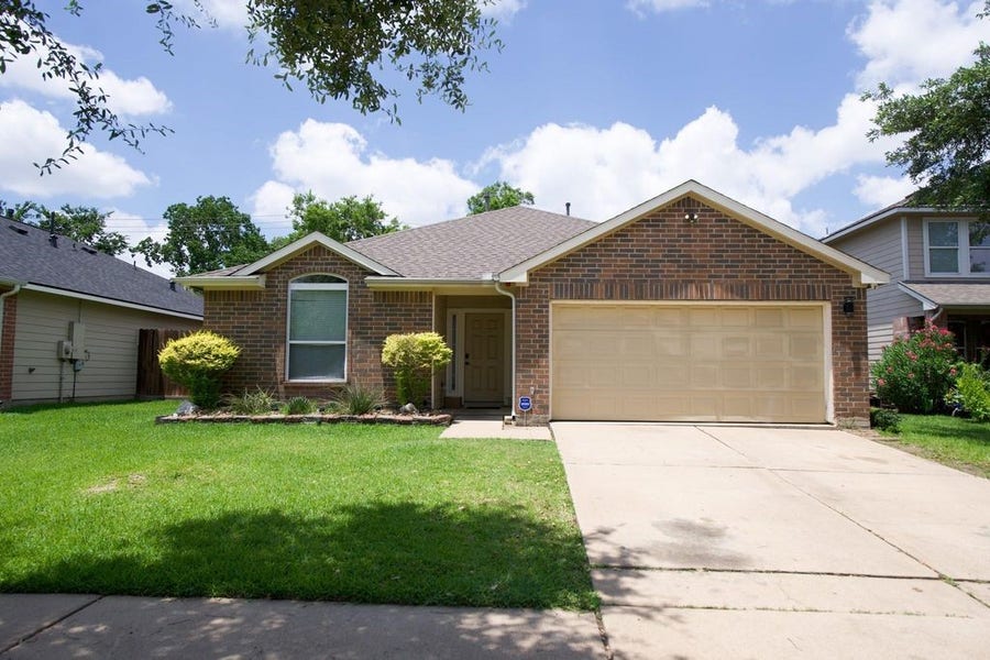 Property photo for 2710 Sockeye Drive, Houston, TX
