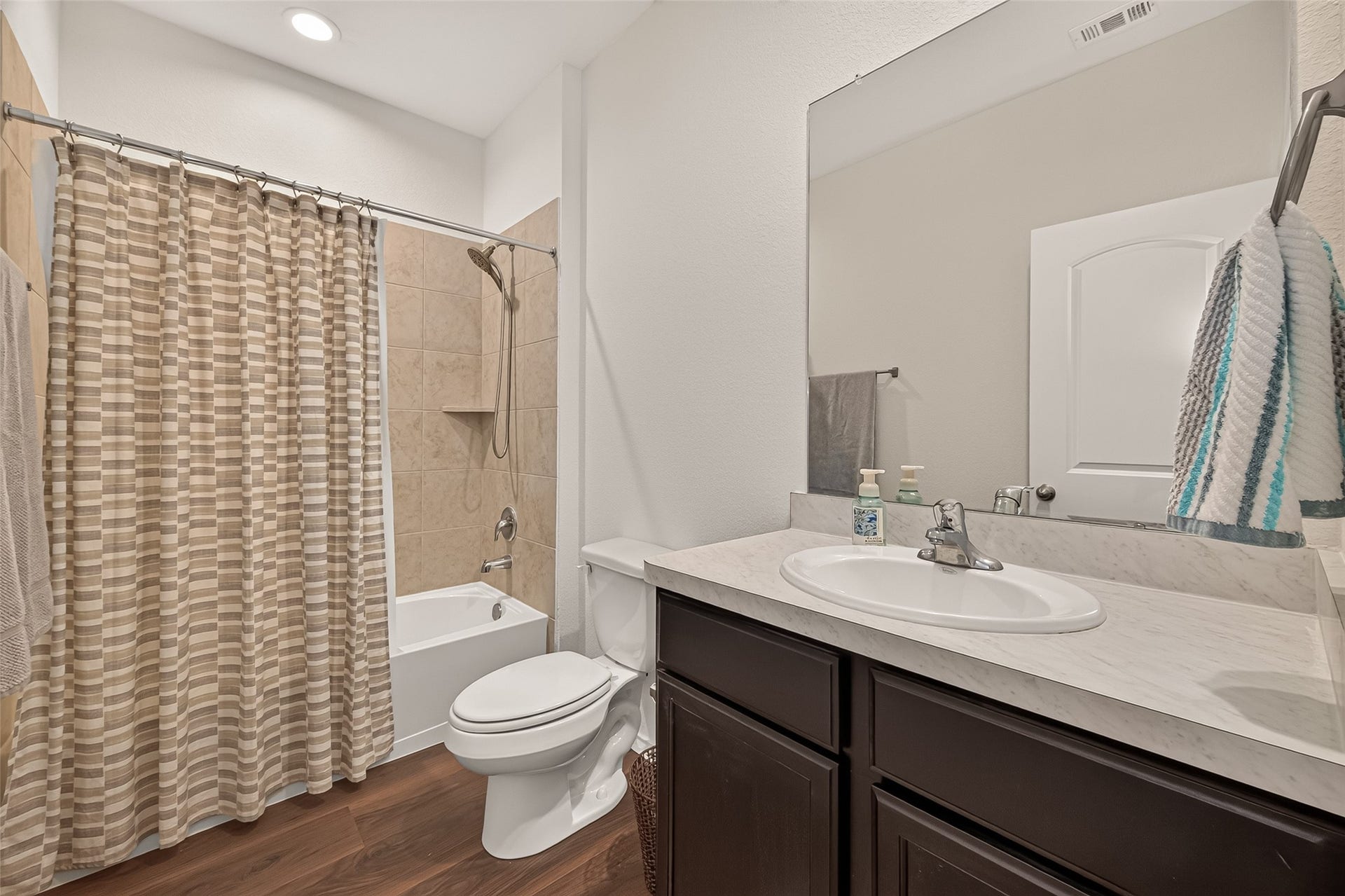 21541 Starry Night Drive, New Caney, TX 77357 21541 Starry Night Drive, New Caney, TX 77357