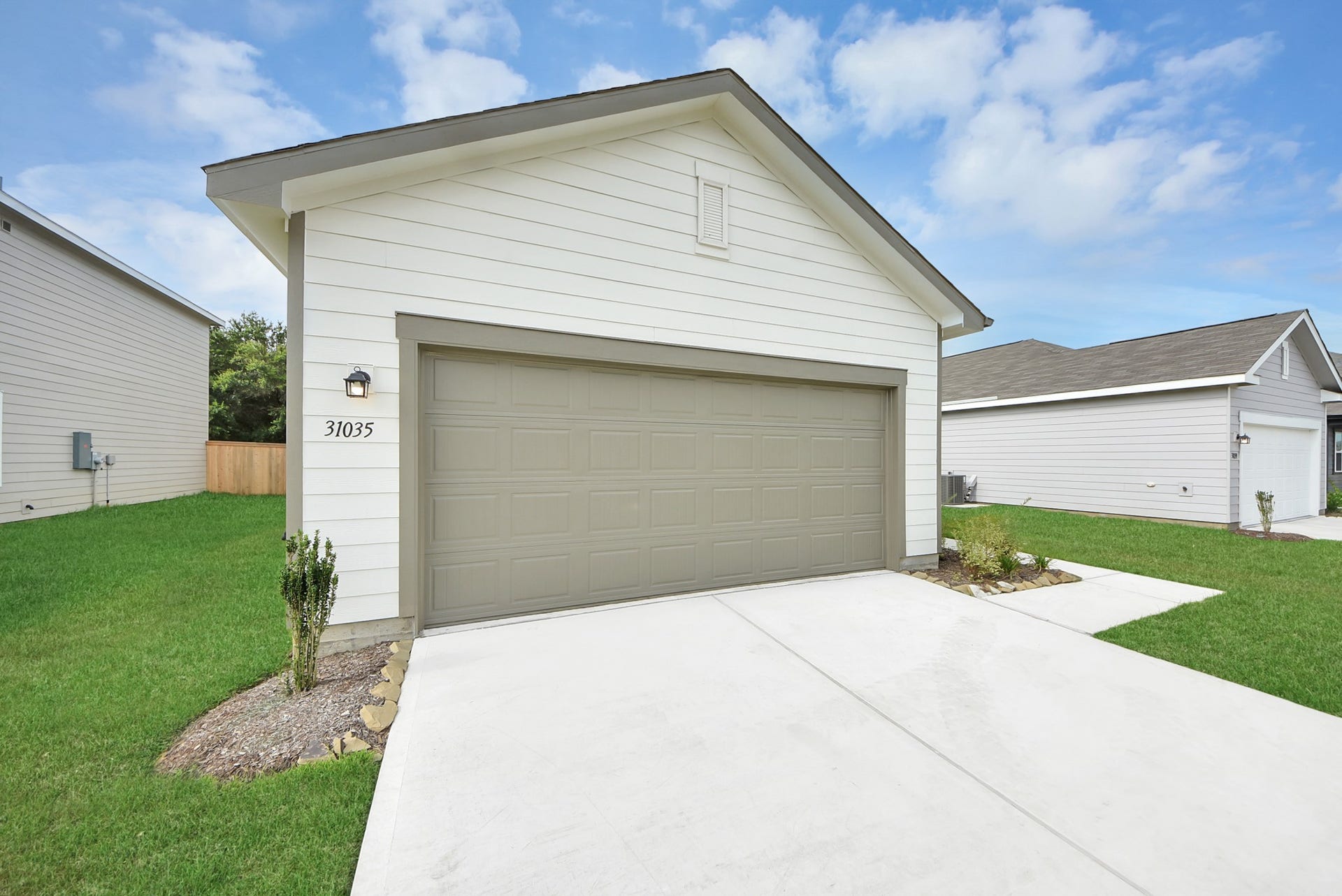 31035 Gayle Prairie Oaks Street, Waller, TX 77484 31035 Gayle Prairie Oaks Street, Waller, TX 77484