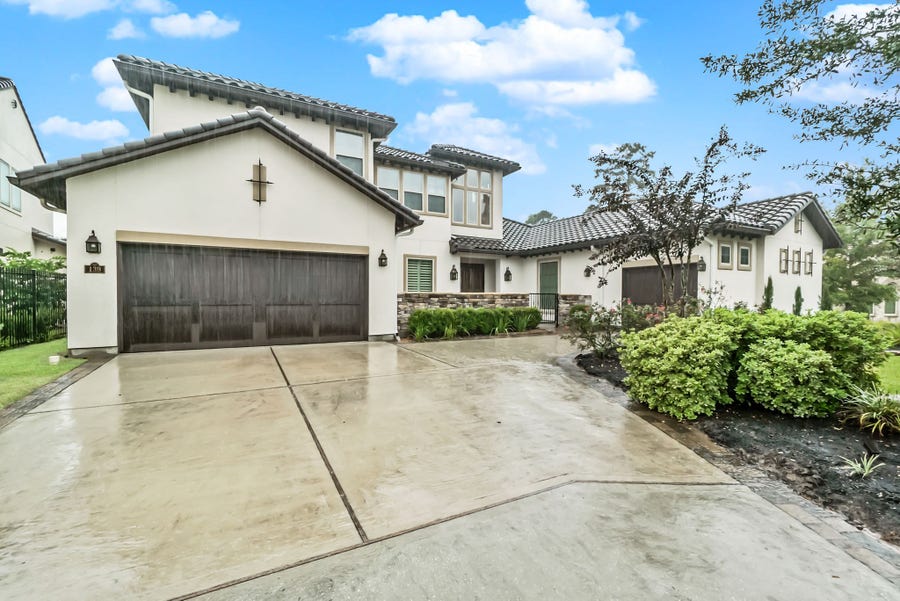 Property photo for 139 Gildwood Place, Tomball, TX