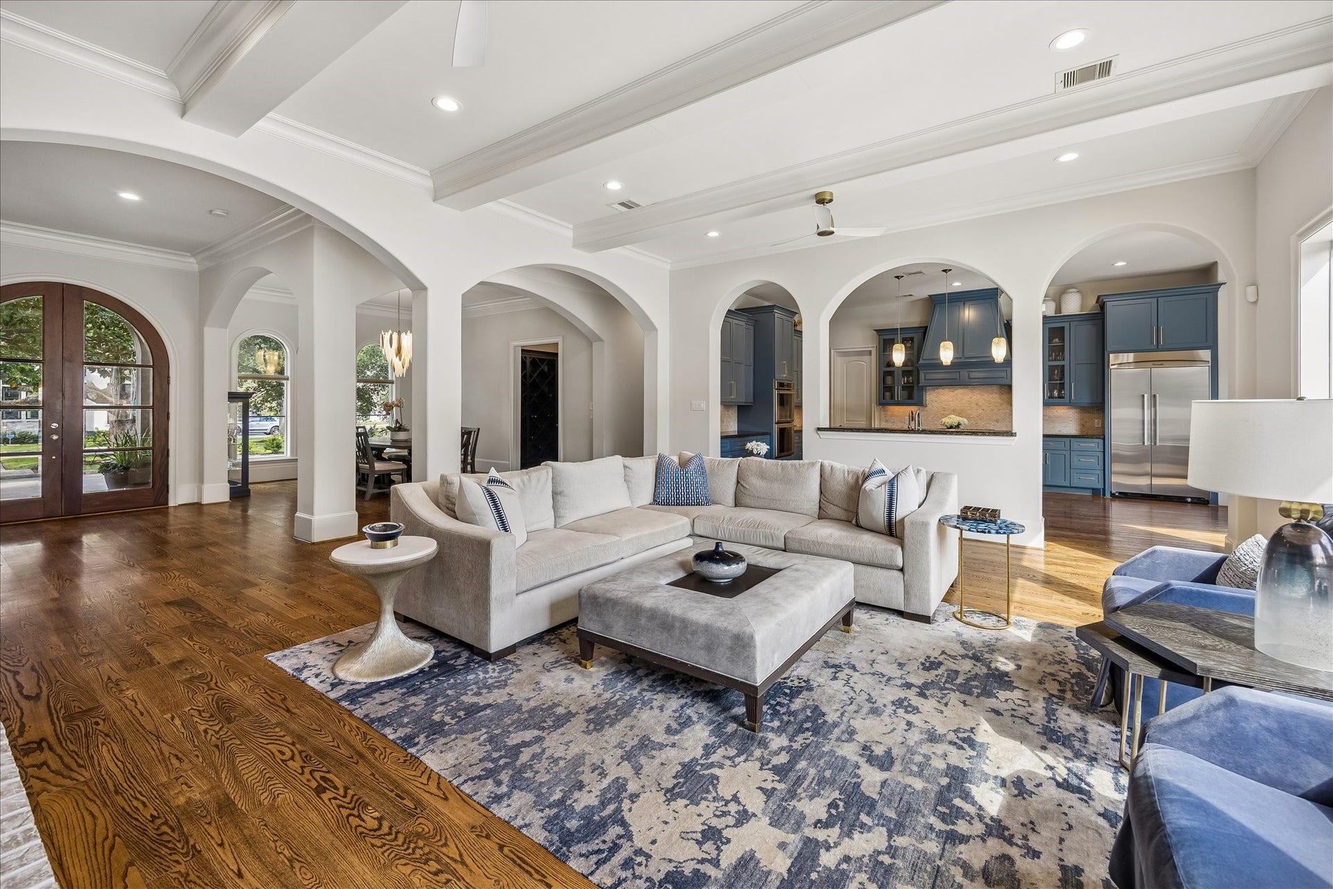 4901 Holt Street, Bellaire, TX 77401 4901 Holt Street, Bellaire, TX 77401
