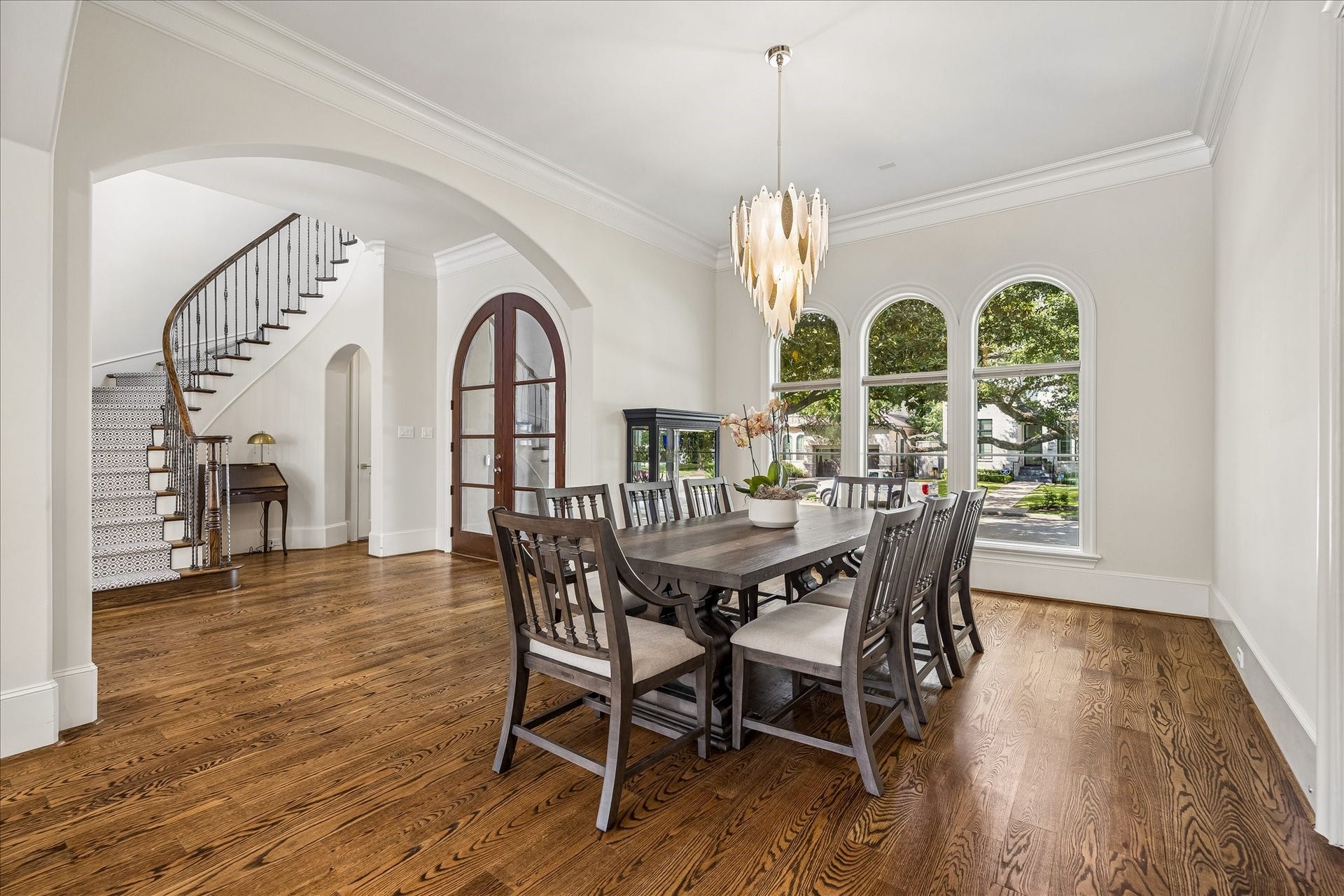 4901 Holt Street, Bellaire, TX 77401 4901 Holt Street, Bellaire, TX 77401