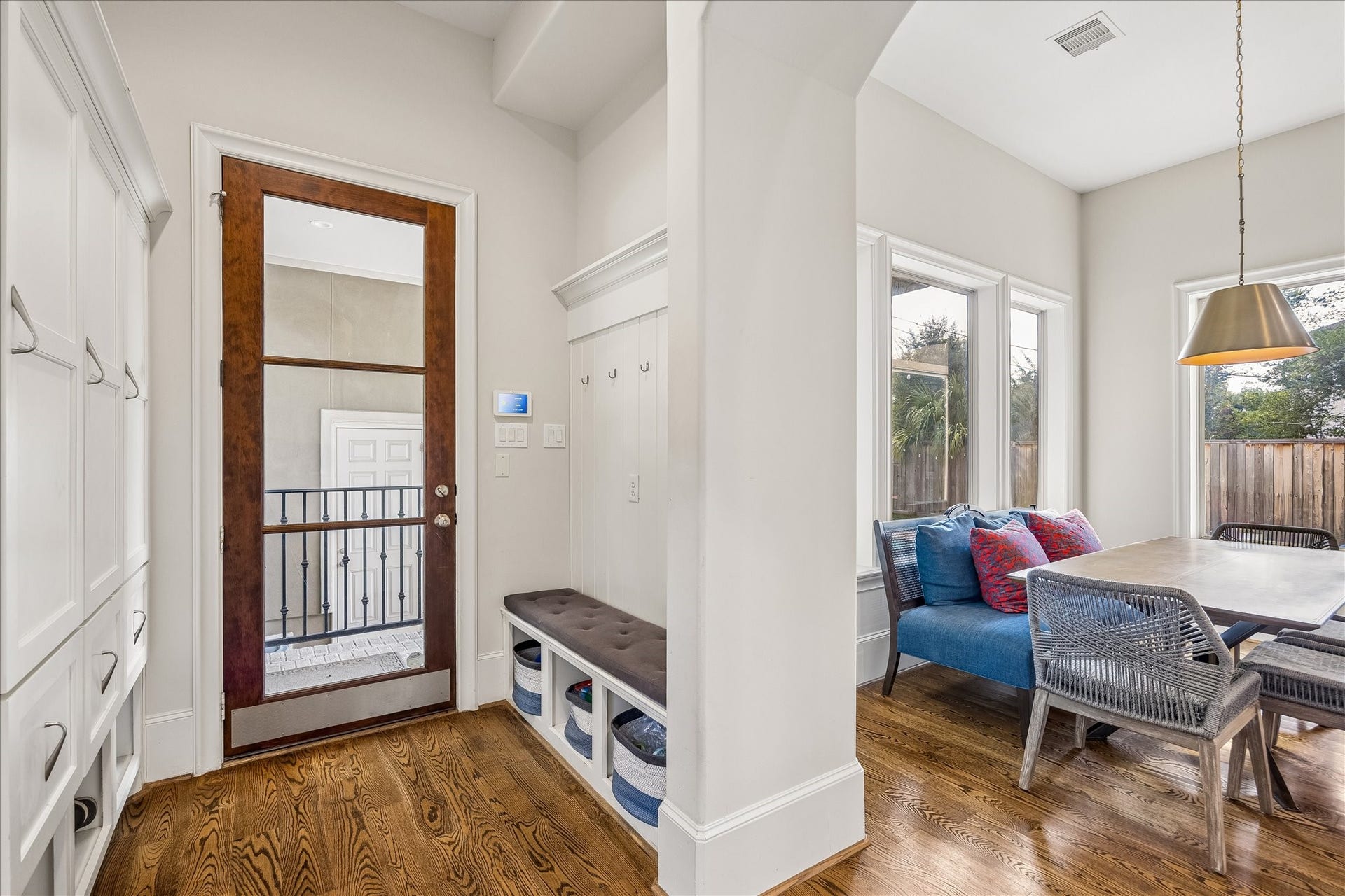 4901 Holt Street, Bellaire, TX 77401 4901 Holt Street, Bellaire, TX 77401
