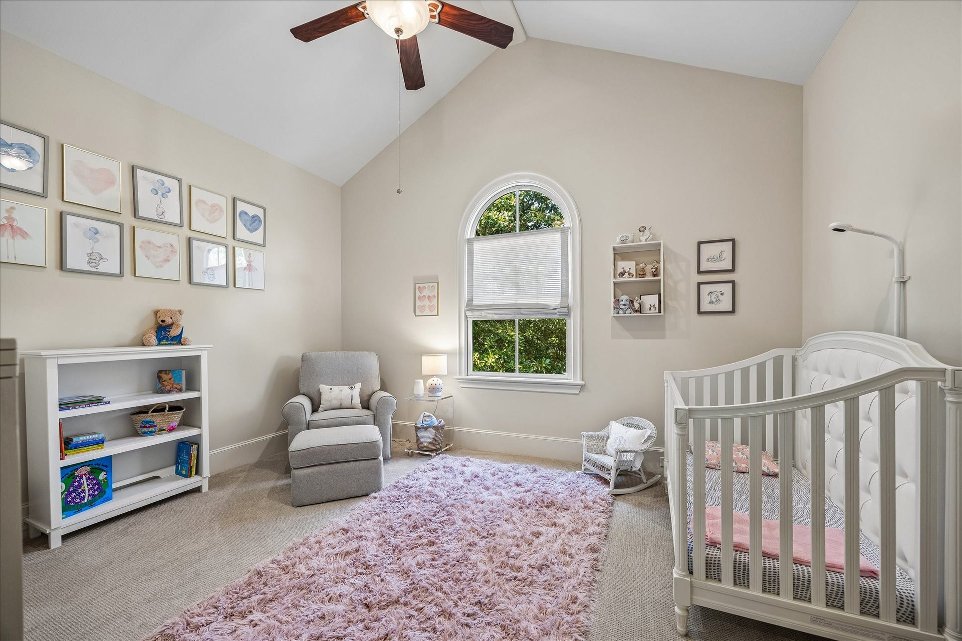 4901 Holt Street, Bellaire, TX 77401 4901 Holt Street, Bellaire, TX 77401