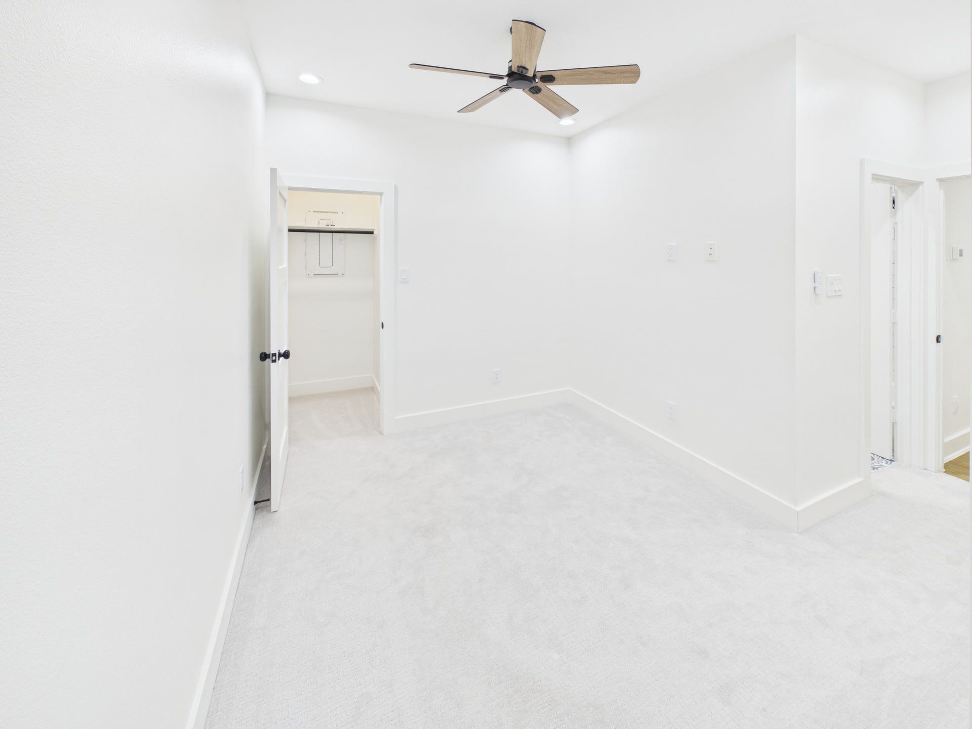 8421 Venus Street, #B, Houston, TX 77088 secondary bedroom