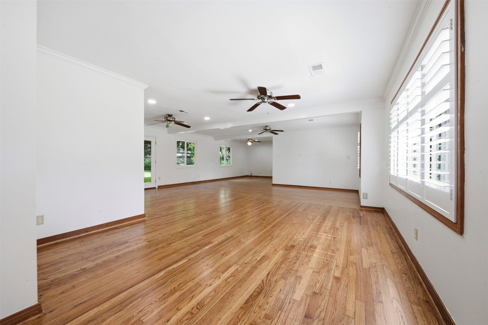 410 Kyle Street, Sugar Land, TX 77478 Two separate living areas create room for movie nights in one space and conversation in the other.