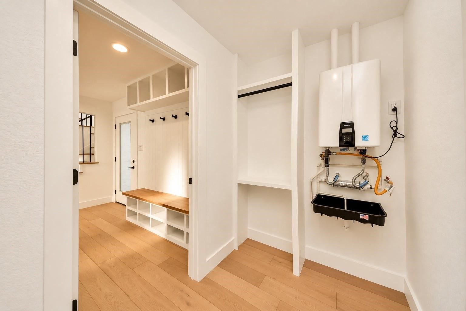 12503 Barryknoll Lane, Houston, TX 77024 Tankless water heater