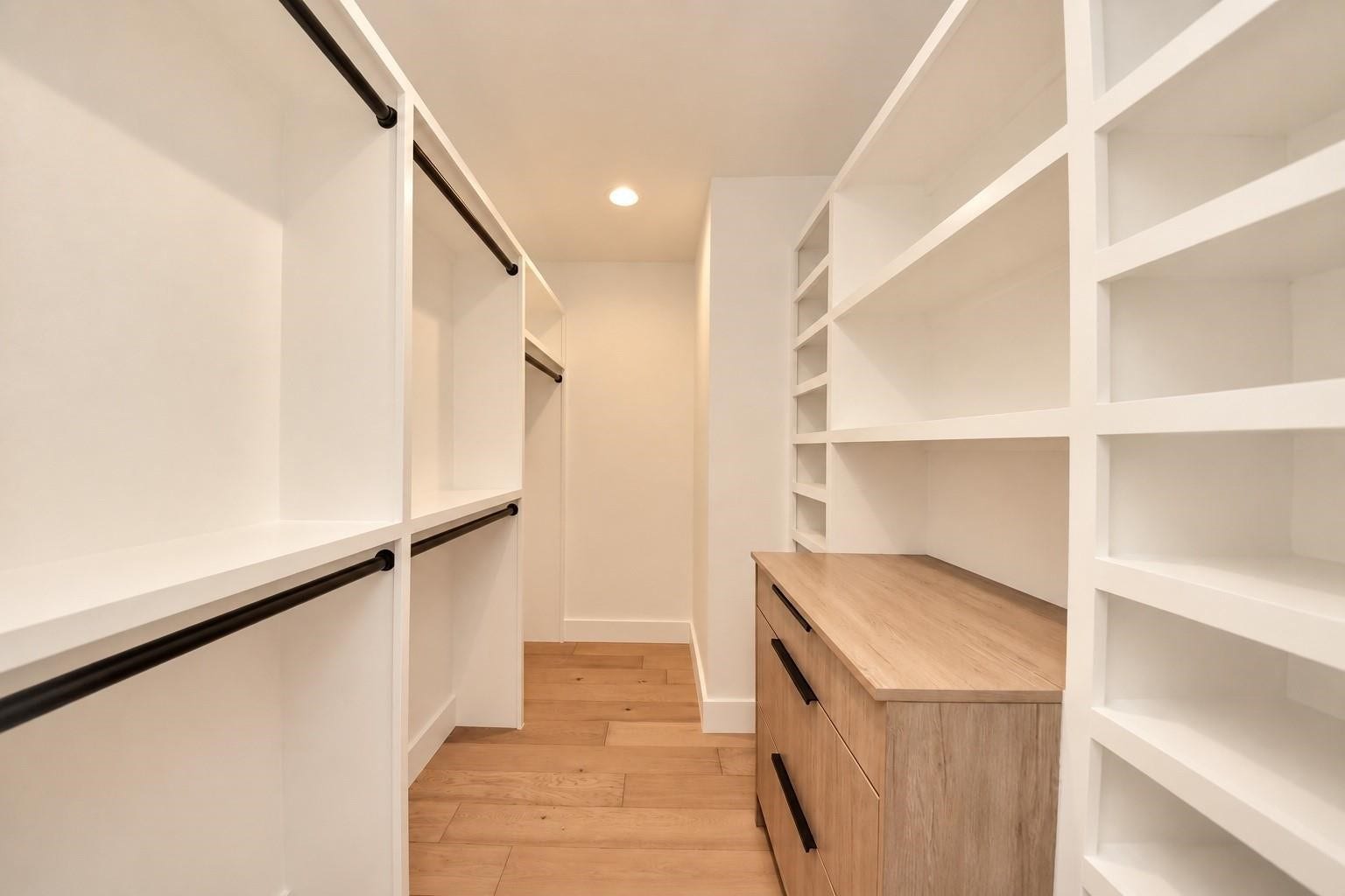 12503 Barryknoll Lane, Houston, TX 77024 Primary closet