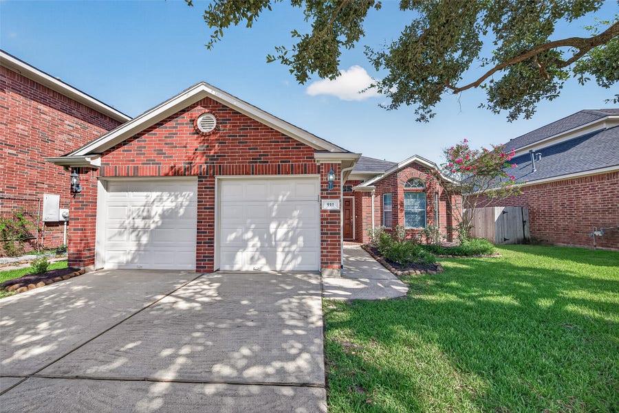 Property photo for 911 Osprey Pass, Katy, TX