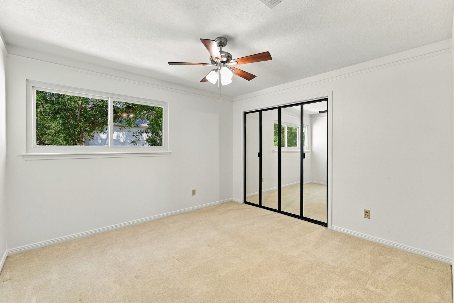 15039 Coral Sands Drive, Houston, TX 77062 15039 Coral Sands Drive, Houston, TX 77062