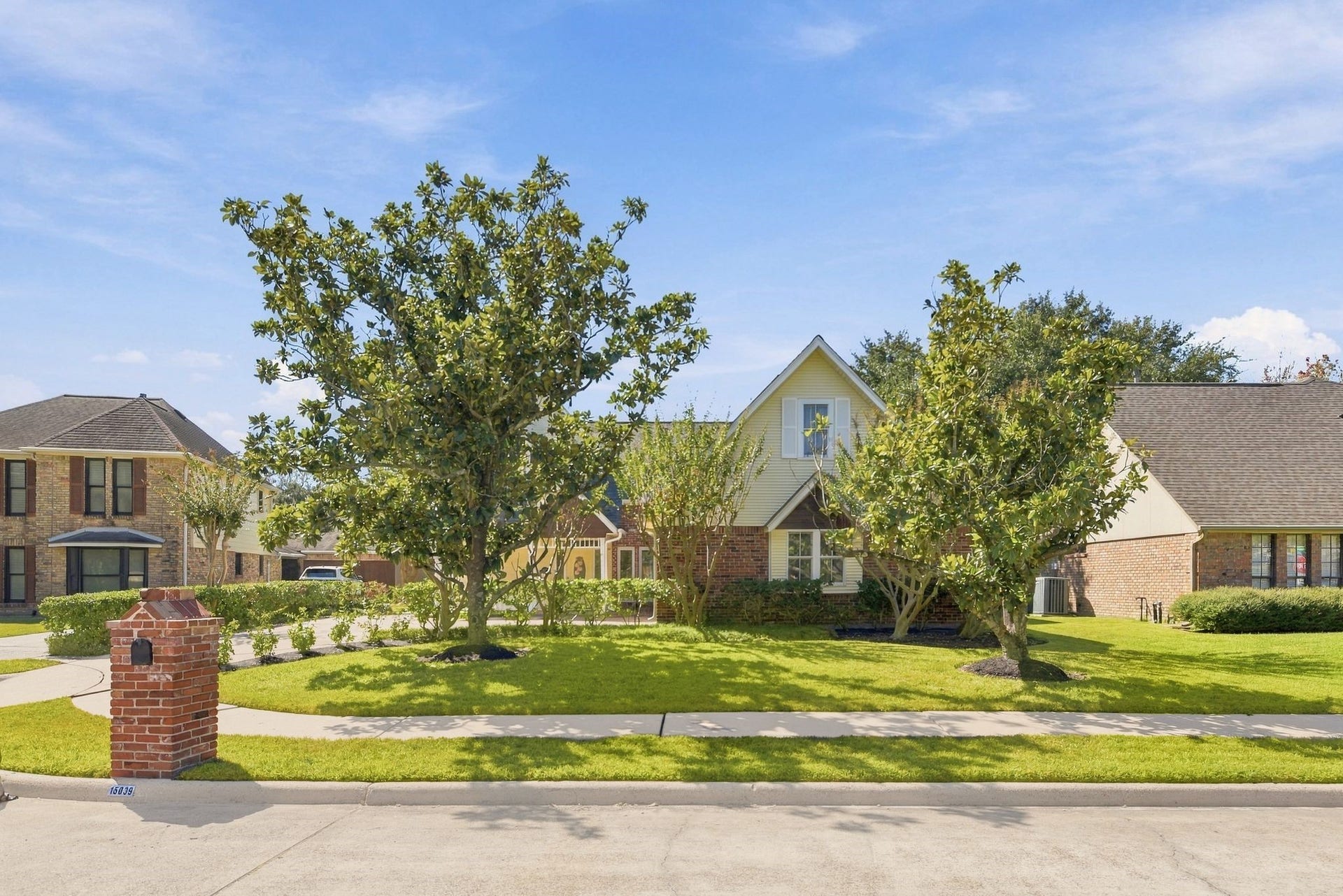 15039 Coral Sands Drive, Houston, TX 77062 15039 Coral Sands Drive, Houston, TX 77062