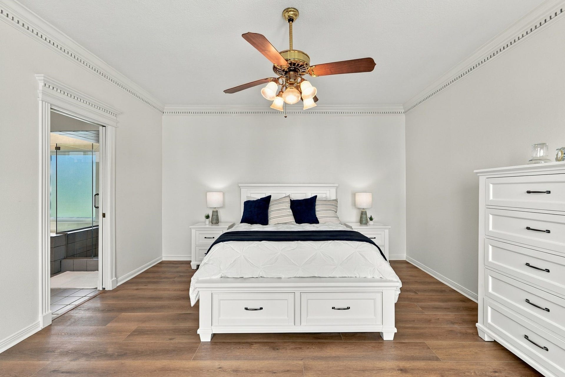 15039 Coral Sands Drive, Houston, TX 77062 15039 Coral Sands Drive, Houston, TX 77062