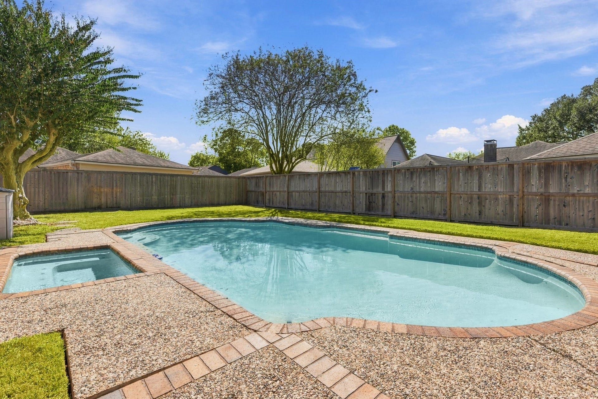 15039 Coral Sands Drive, Houston, TX 77062 15039 Coral Sands Drive, Houston, TX 77062
