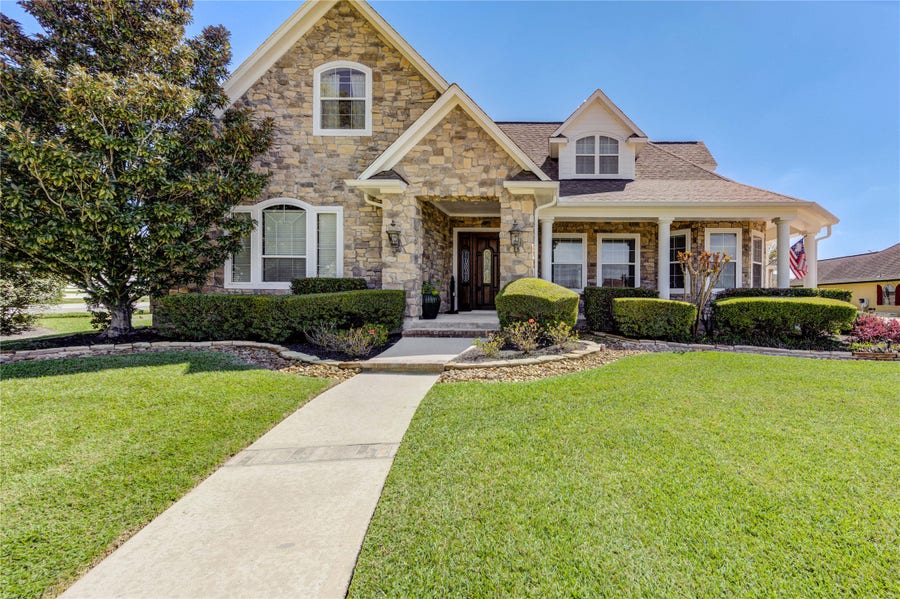 Property photo for 5924 White Oak Trace, Conroe, TX