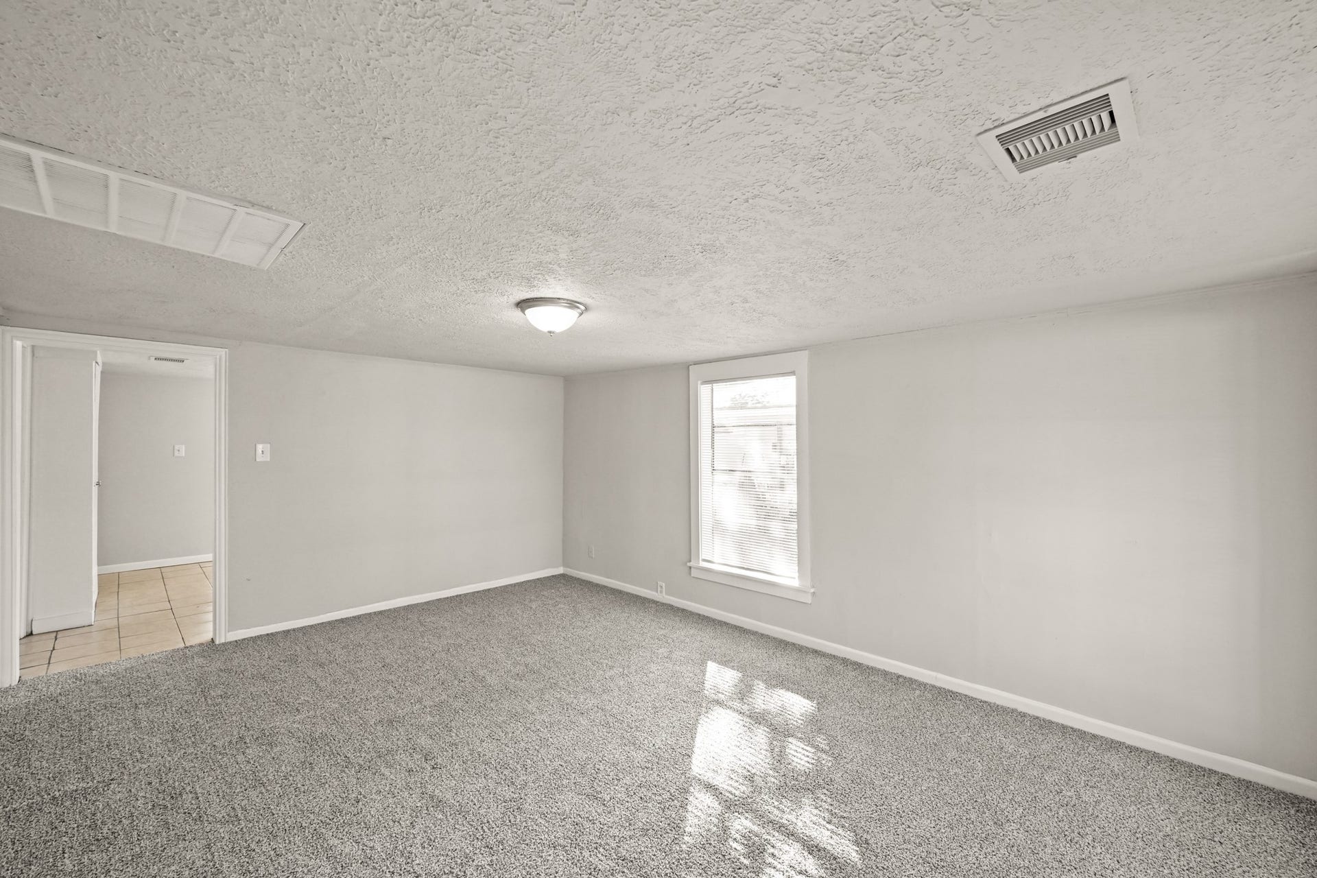 203 W Hart Avenue, Pasadena, TX 77506 203 W Hart Avenue, Pasadena, TX 77506