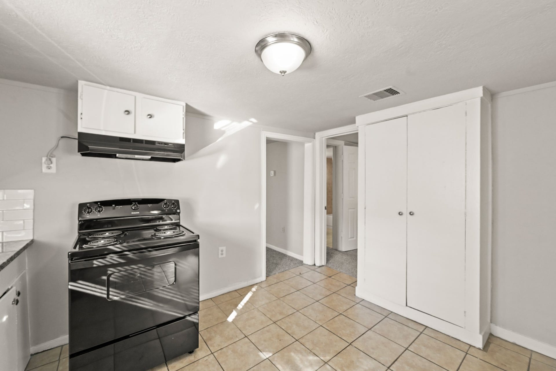 203 W Hart Avenue, Pasadena, TX 77506 203 W Hart Avenue, Pasadena, TX 77506