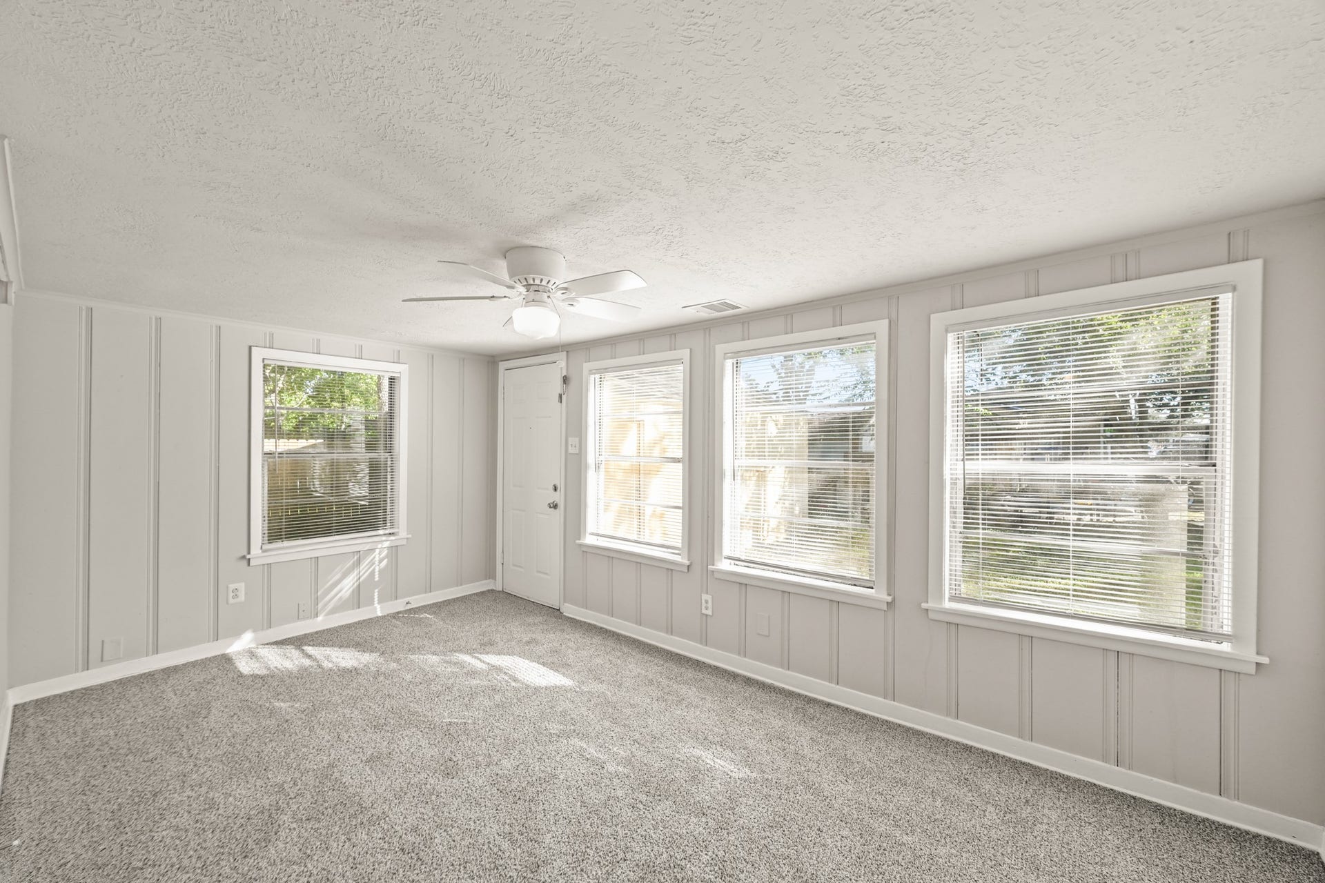 203 W Hart Avenue, Pasadena, TX 77506 203 W Hart Avenue, Pasadena, TX 77506