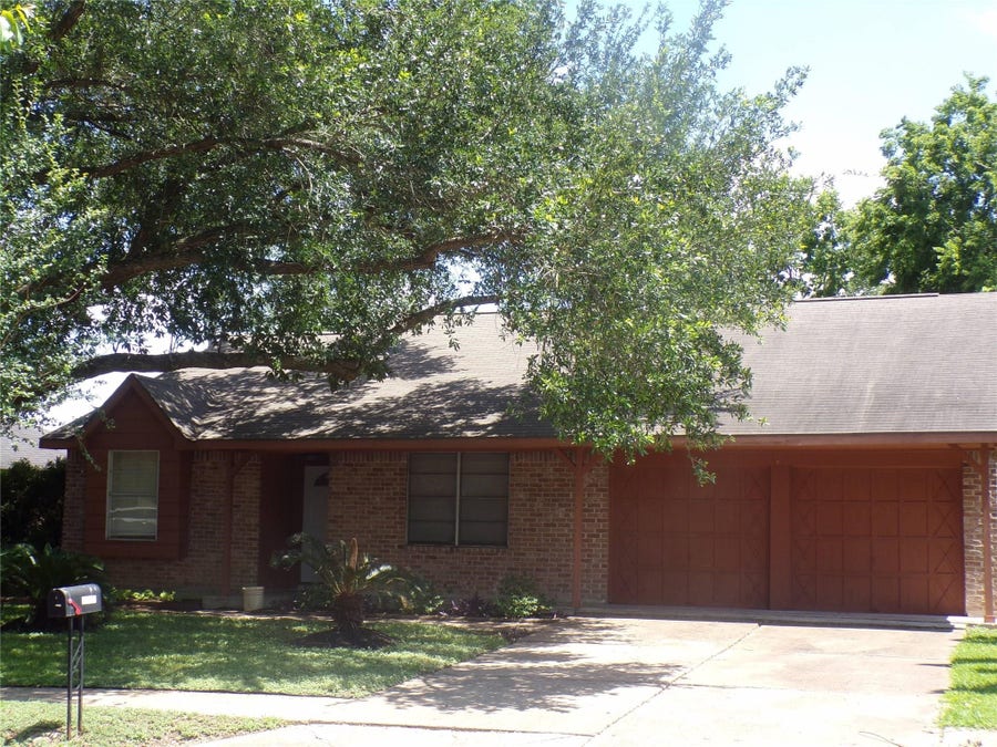 Property photo for 10707 Carvel Lane, Houston, TX