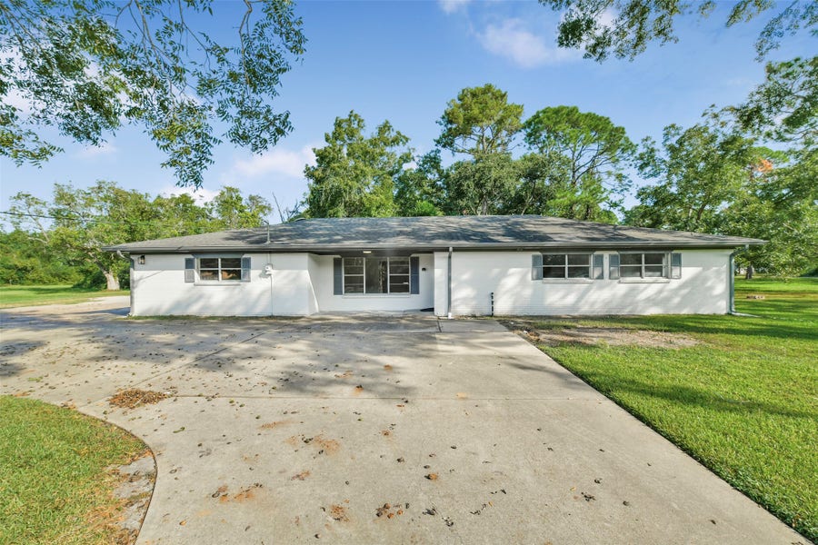 Property photo for 319 E South Street, Alvin, TX