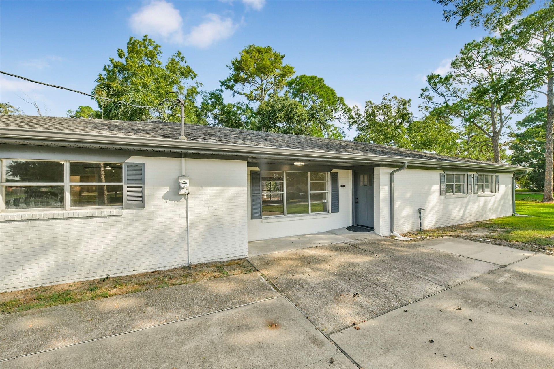 319 E South Street, Alvin, TX 77511 319 E South Street, Alvin, TX 77511