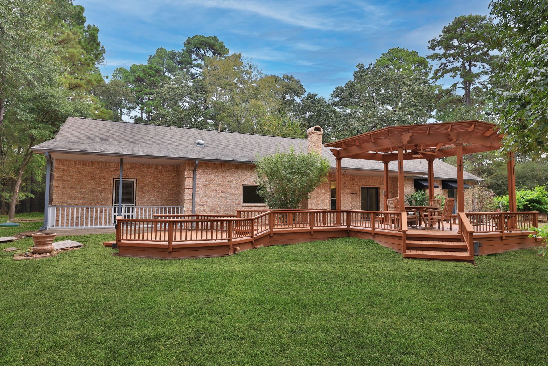 8803 Sendera Drive, Magnolia, TX 77354 8803 Sendera Drive, Magnolia, TX 77354